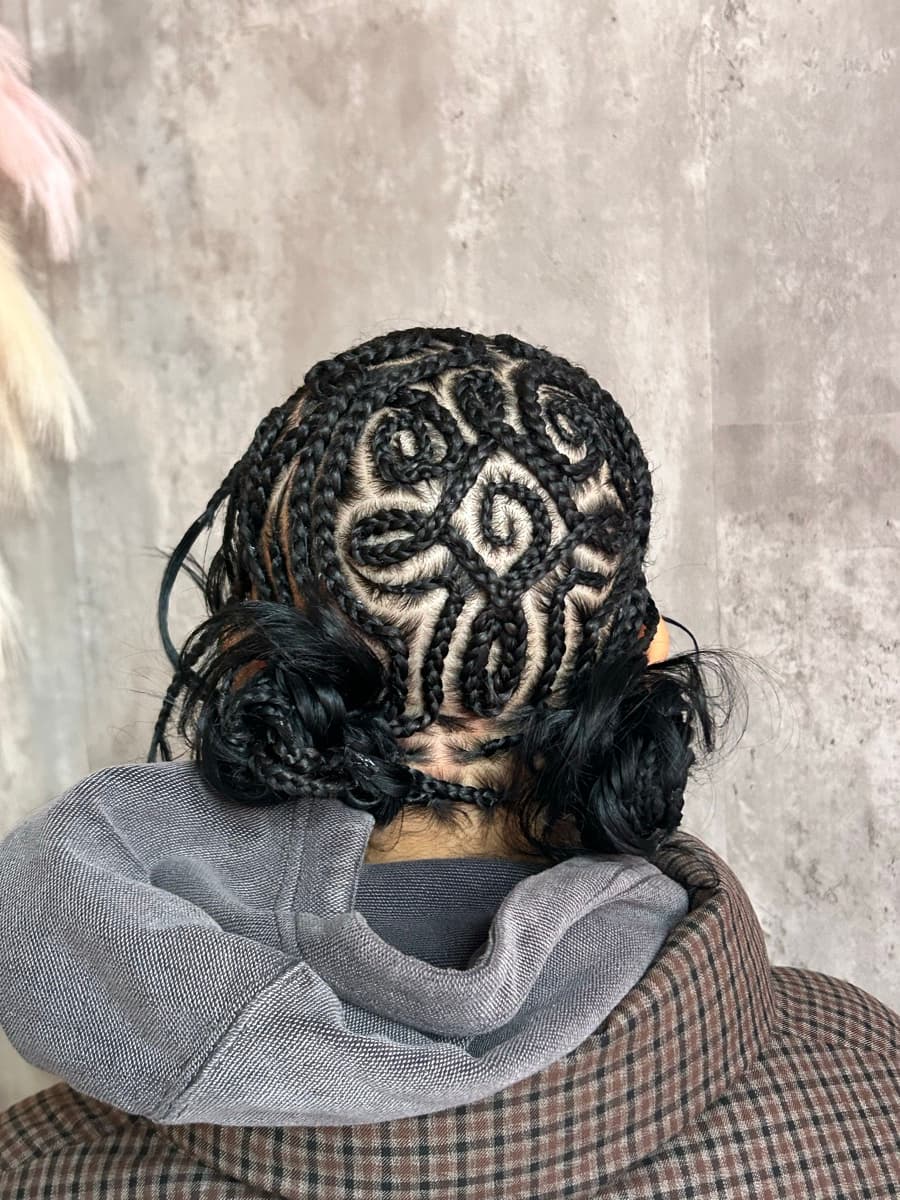Double bun braided style